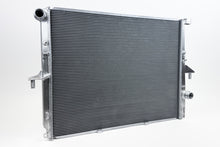 Load image into Gallery viewer, CSF Porsche 955/957 Cayenne / Audi Q7 / VW Touareg Heavy-Duty Performance Radiator