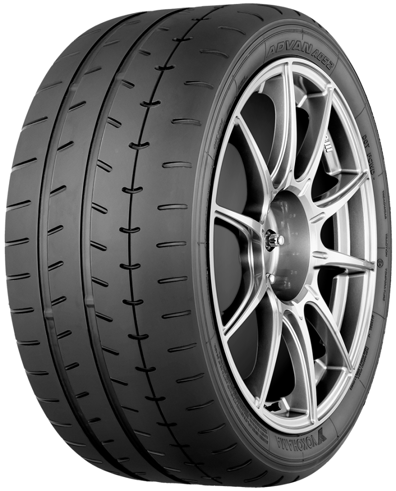 Yokohama Advan A052 Tire - 255/40R17 98W